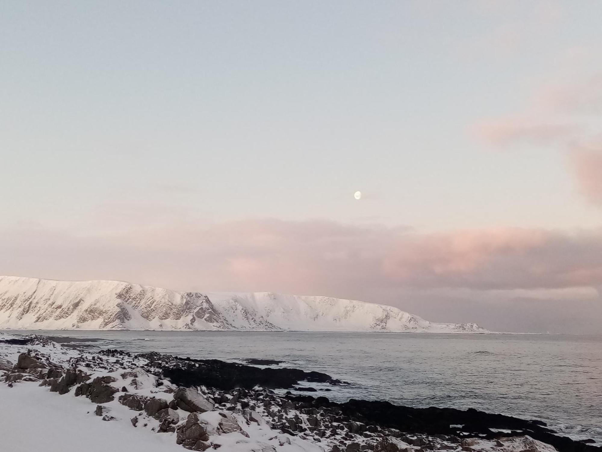 Kongsfjord Holiday Home ภายนอก รูปภาพ